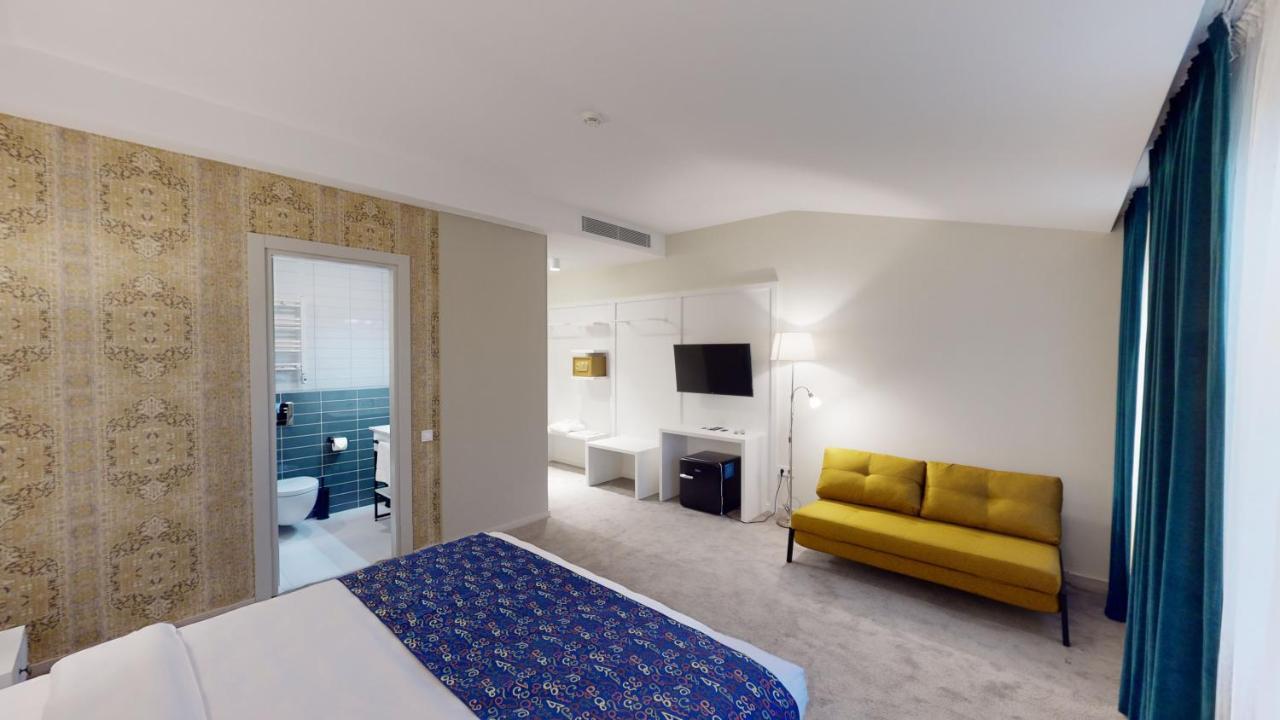 Epigraph Design Kosher Hotel Tbilissi Extérieur photo
