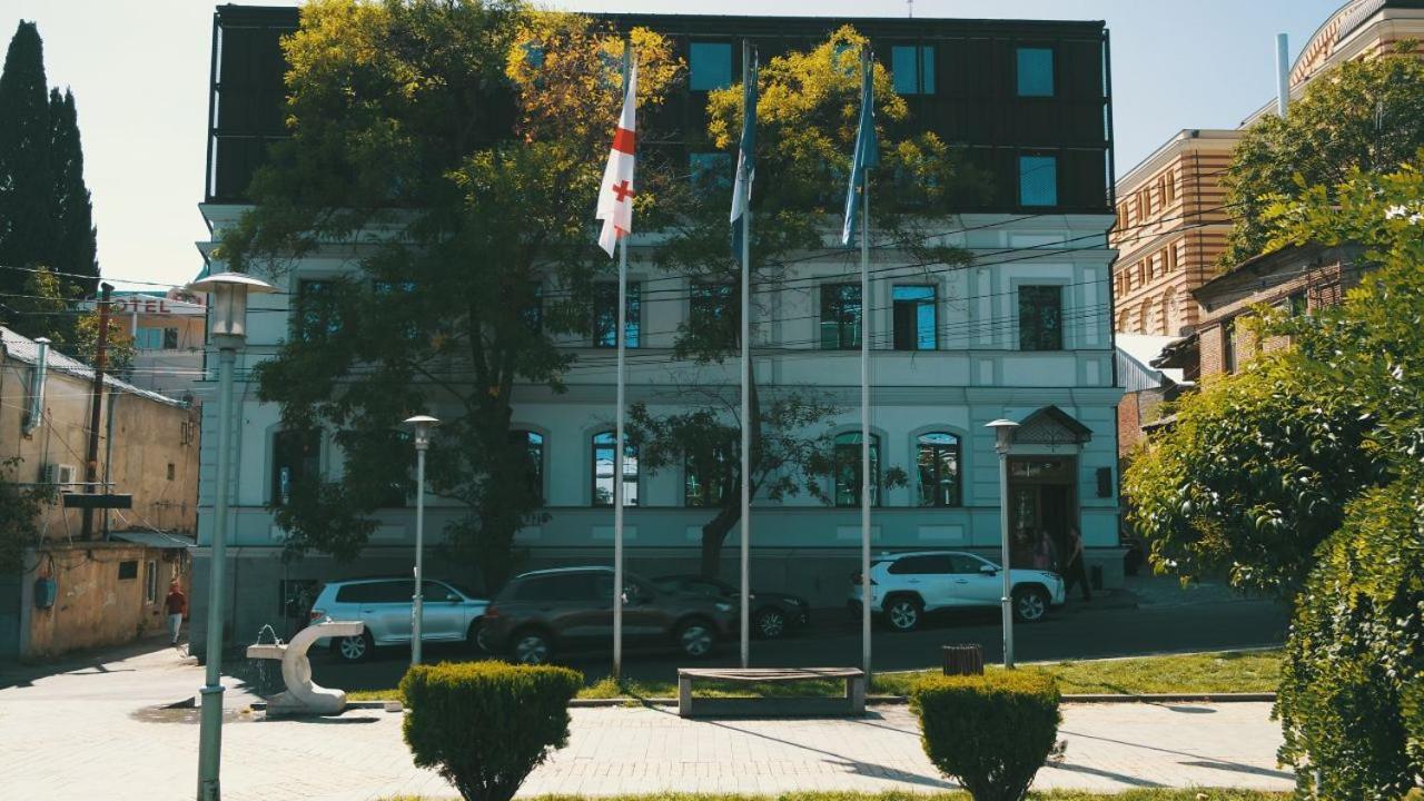 Epigraph Design Kosher Hotel Tbilissi Extérieur photo