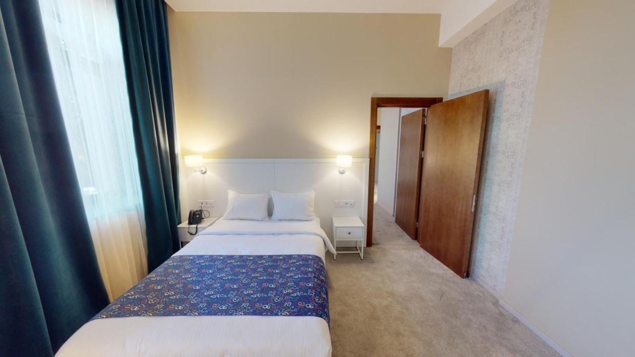 Epigraph Design Kosher Hotel Tbilissi Extérieur photo